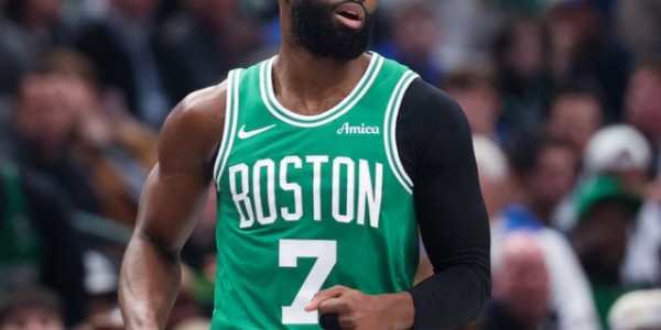 都说你3亿太贵，如今带队第二，还创造历史纪录，已是超级巨星|凯尔特人|篮网|布朗|NBA|尼古拉斯·克拉克斯顿_新浪体育_新浪新闻