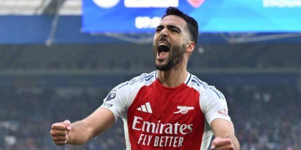 kaiyun·(中国)官方网站-谁说枪手没中锋？替补梅开梅中锋！